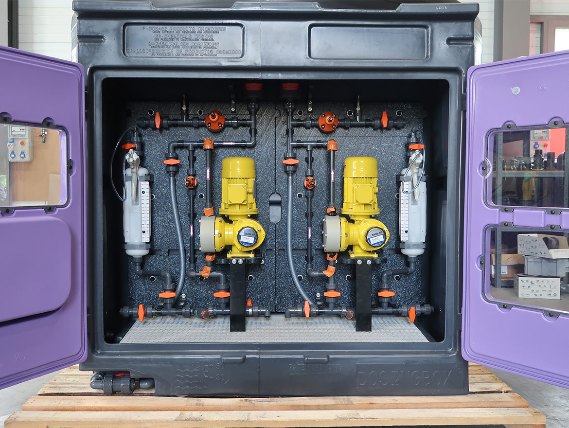 Dosing pumps: discover the best models distributed by Stockage &amp; Systèmes, with dosing pumps from the Dosapro Miltonroy range.